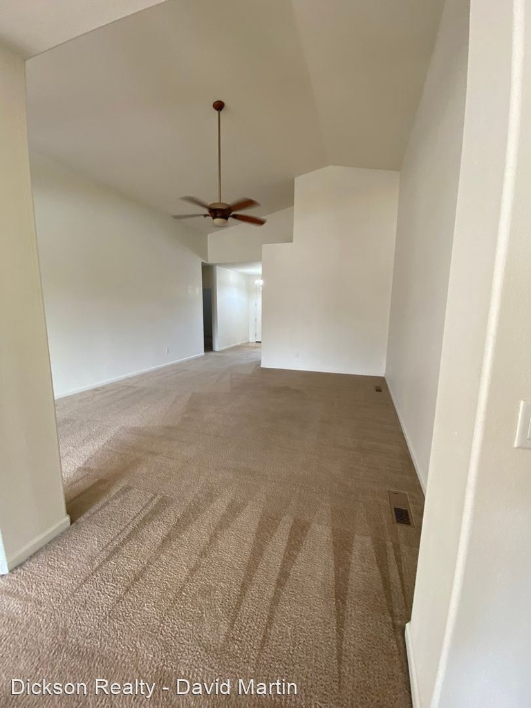 6474 Sun Flag Court - Photo 4