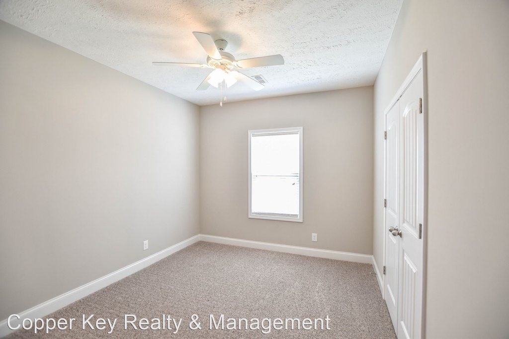 1183 Eagles Bluff Drive - Photo 15