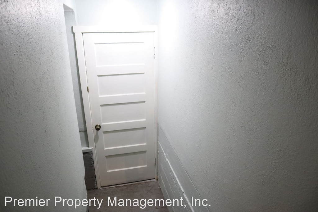 408 W 23rd St. - Photo 18