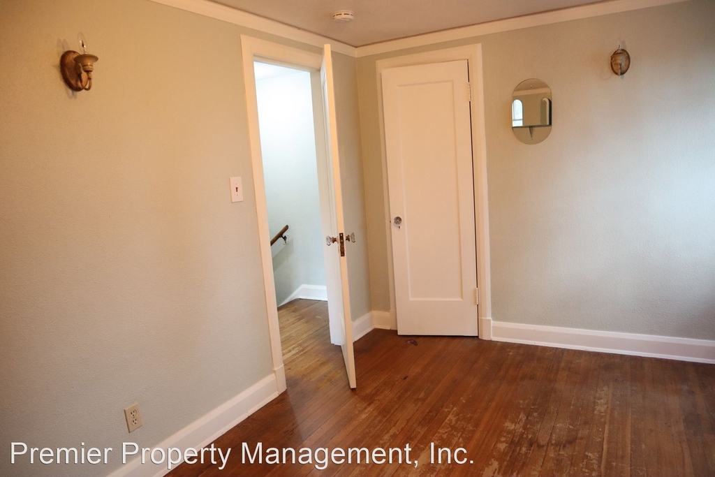 408 W 23rd St. - Photo 16