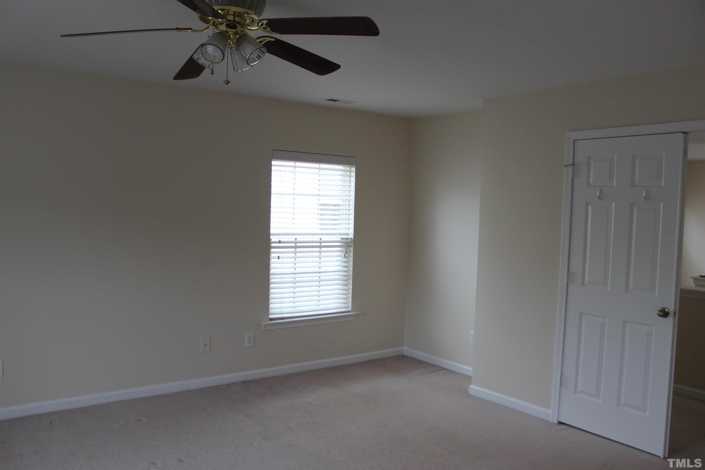 108 Amacord Way - Photo 24