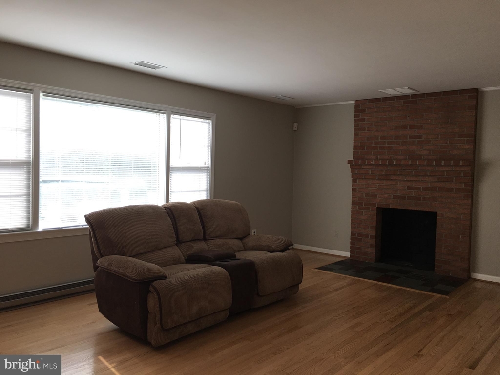 3305 West Ox Road - Photo 3
