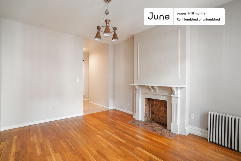 306 East 83rd Street - Photo 1