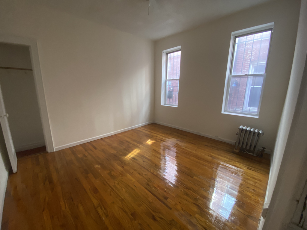 574 Osborn St Brooklyn, Ny  11212  - Photo 6