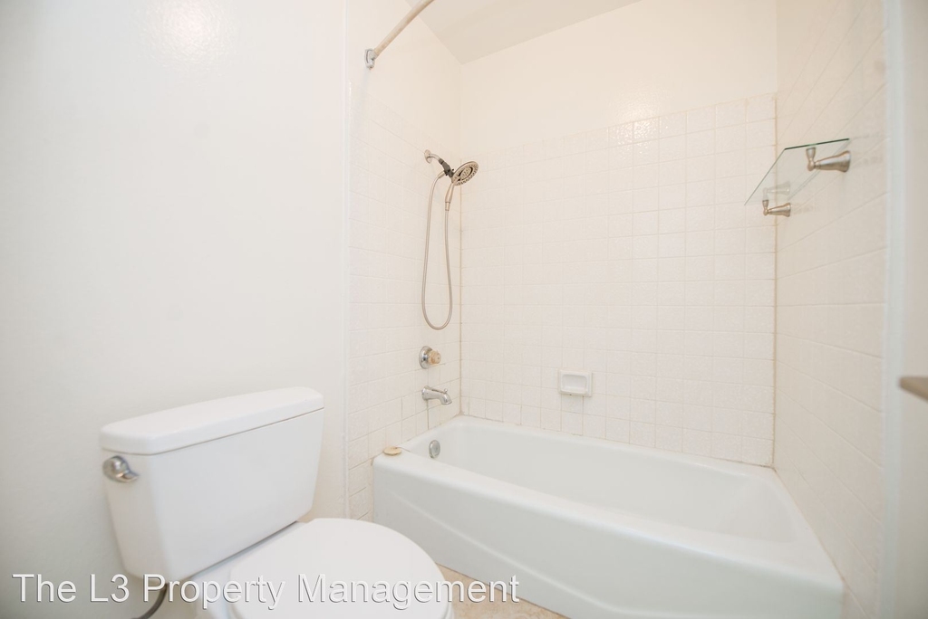 1202 Las Arenas Way - Photo 27