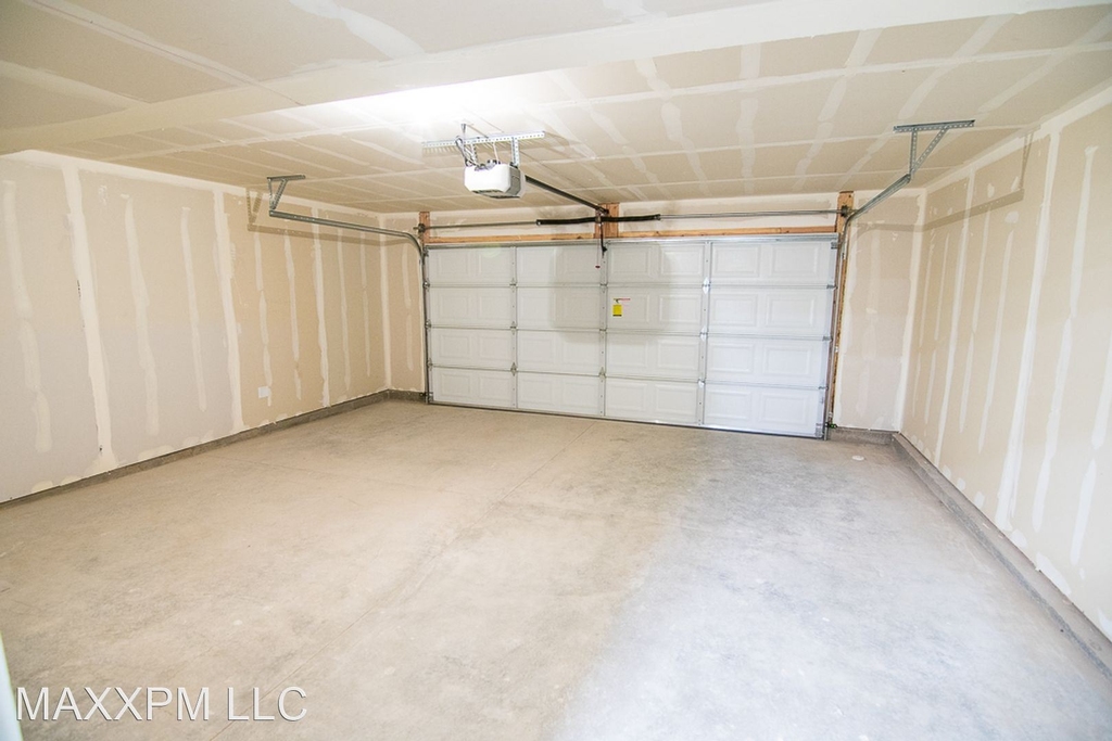 16847 N Macabee Beach Ln, #1 - Photo 7