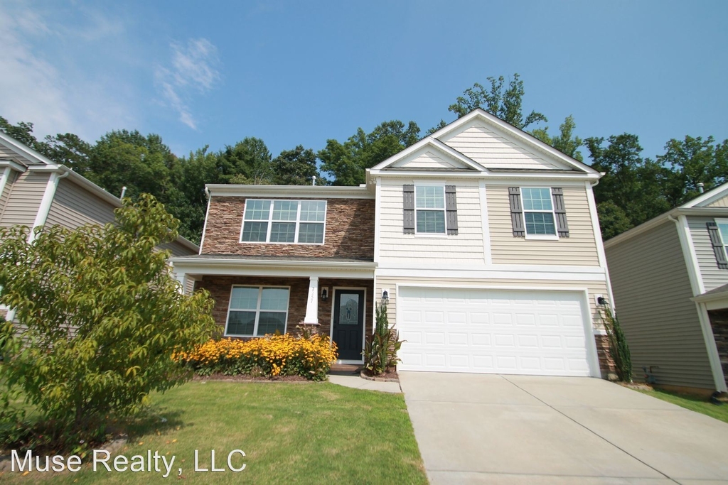 2257 Reid Pointe Drive - Photo 0