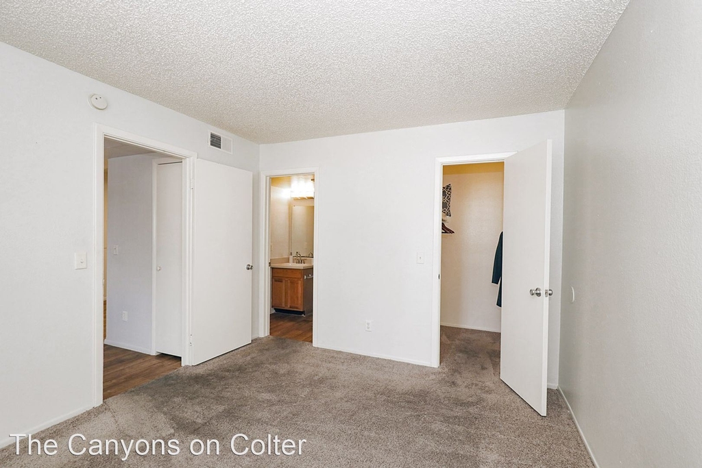 5631 W Colter St - Photo 3
