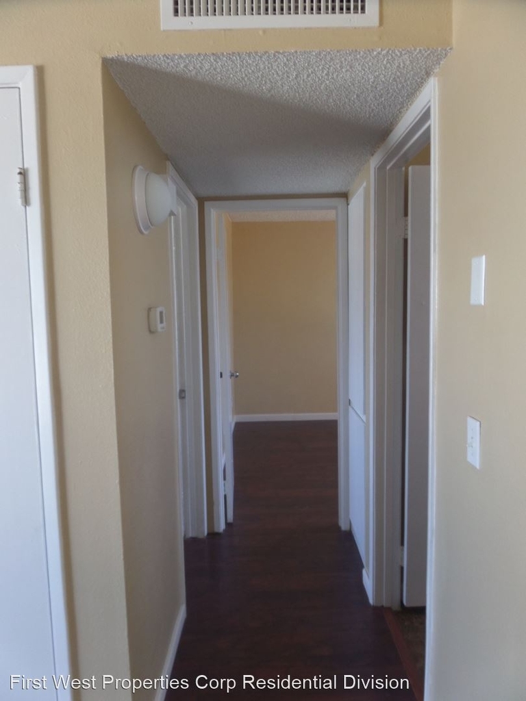 4404 Plaza Vista Unit D - Photo 6