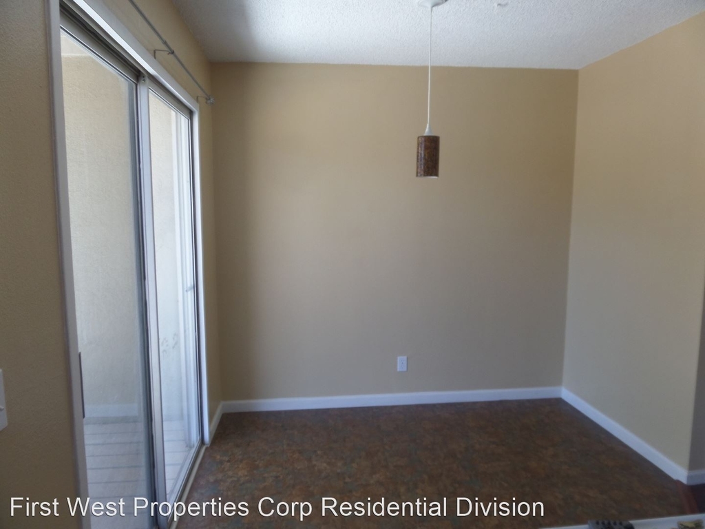 4404 Plaza Vista Unit D - Photo 4