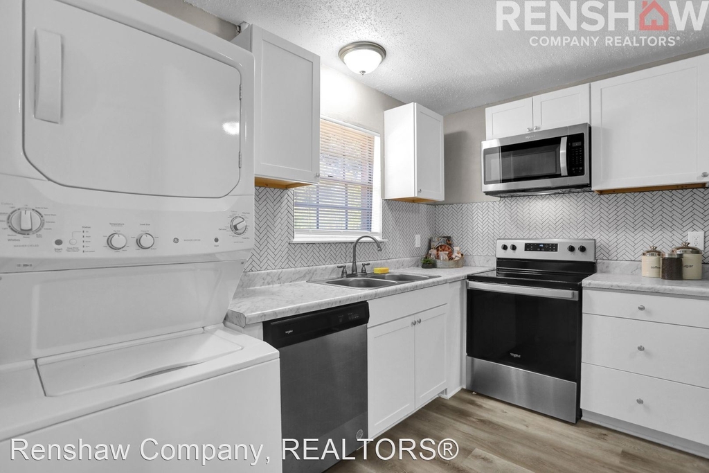 3640 Rhodes Ave - Photo 33