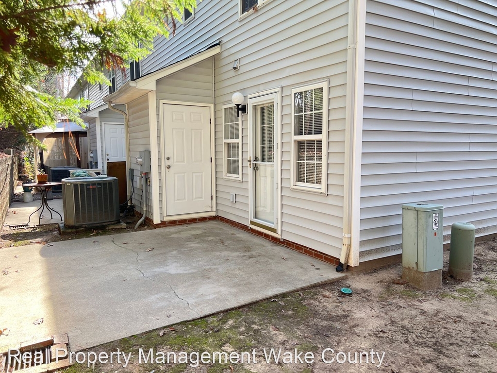 1 Mandy Court - Photo 24