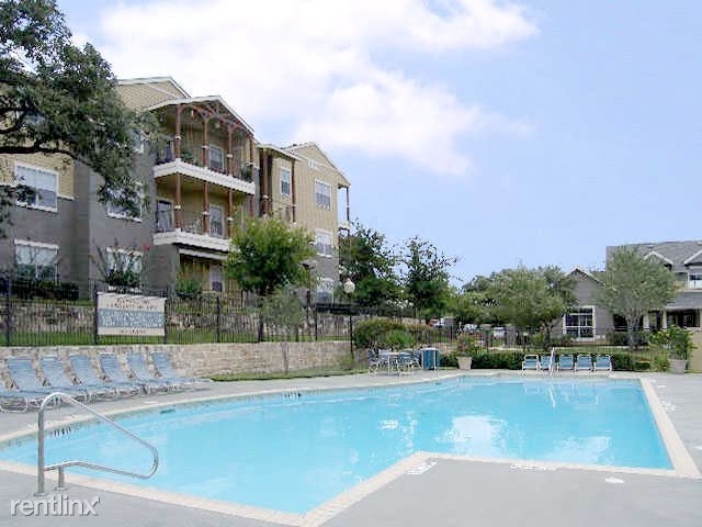 5655 Utsa Blvd - Photo 1