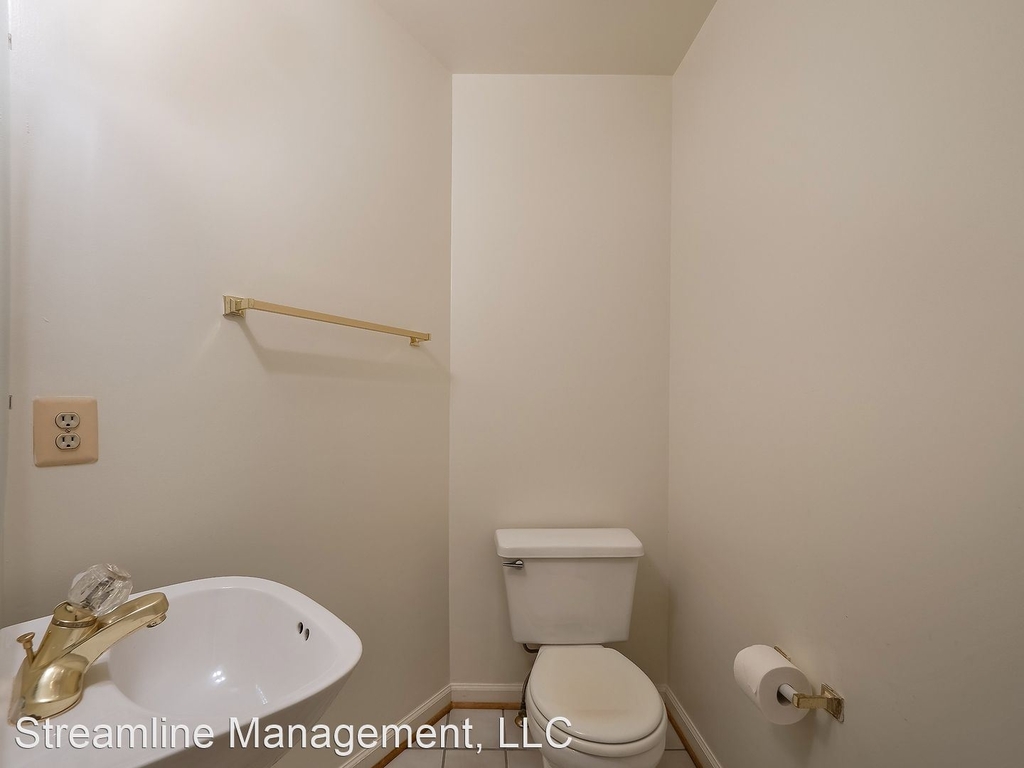 11337 Hollowstone Dr - Photo 9