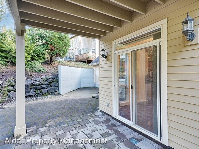 2529 Nw Birkendene St - Photo 35