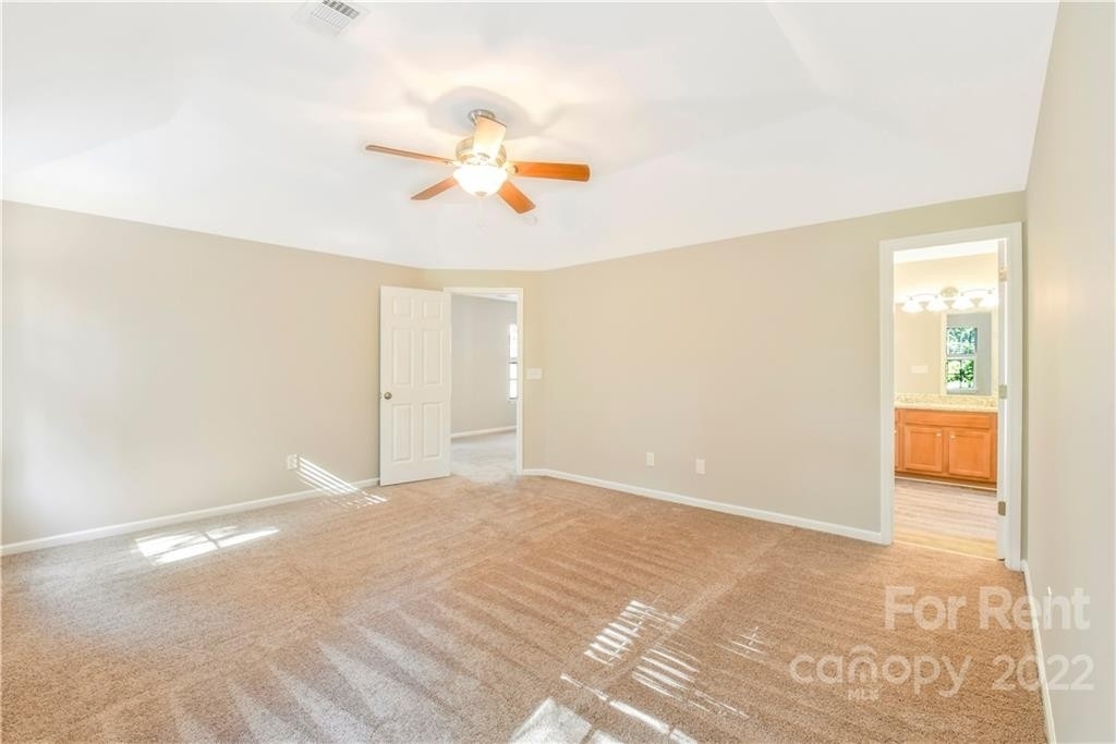 5022 Acorn Forest Lane - Photo 16