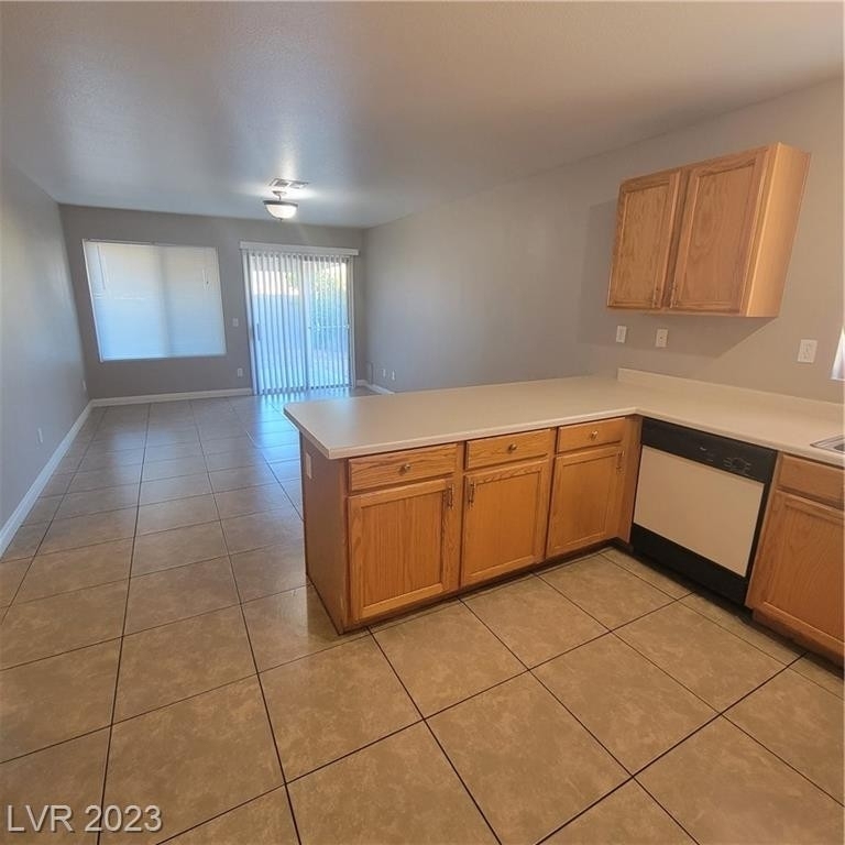 2601 Amber Crest Street - Photo 8