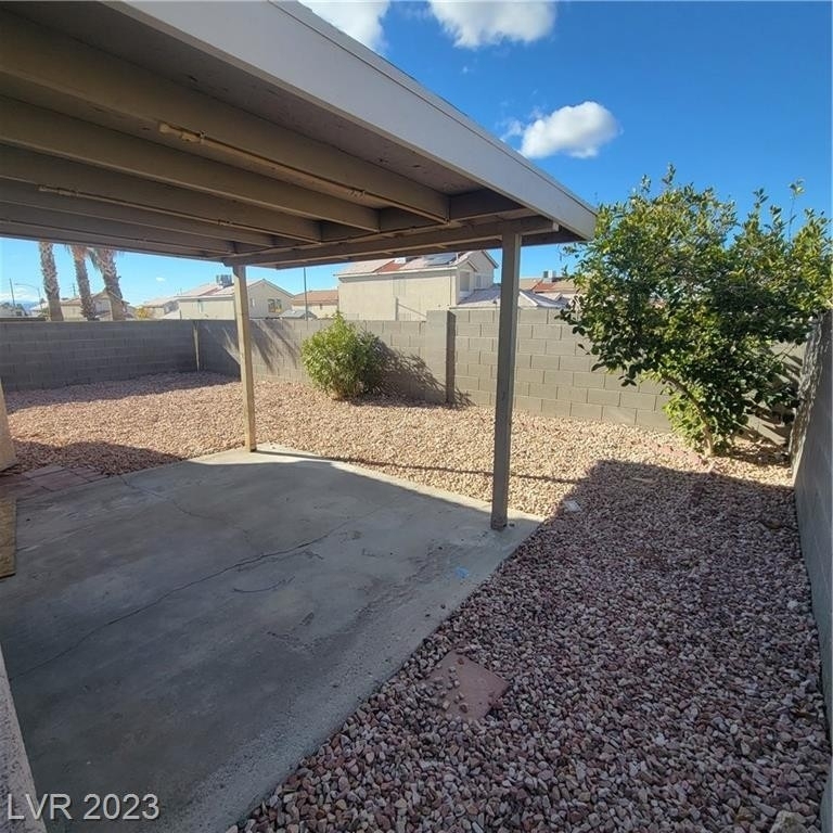 2601 Amber Crest Street - Photo 36