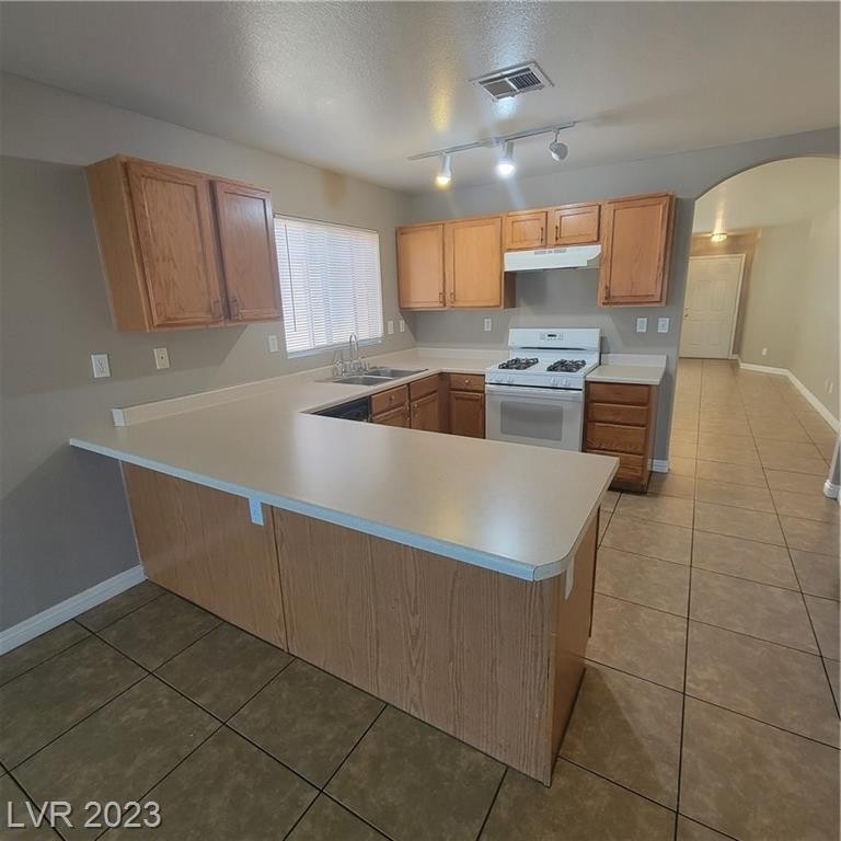 2601 Amber Crest Street - Photo 7