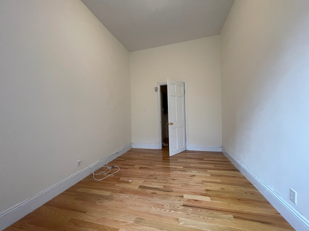 139 Joralemon Street - Photo 8