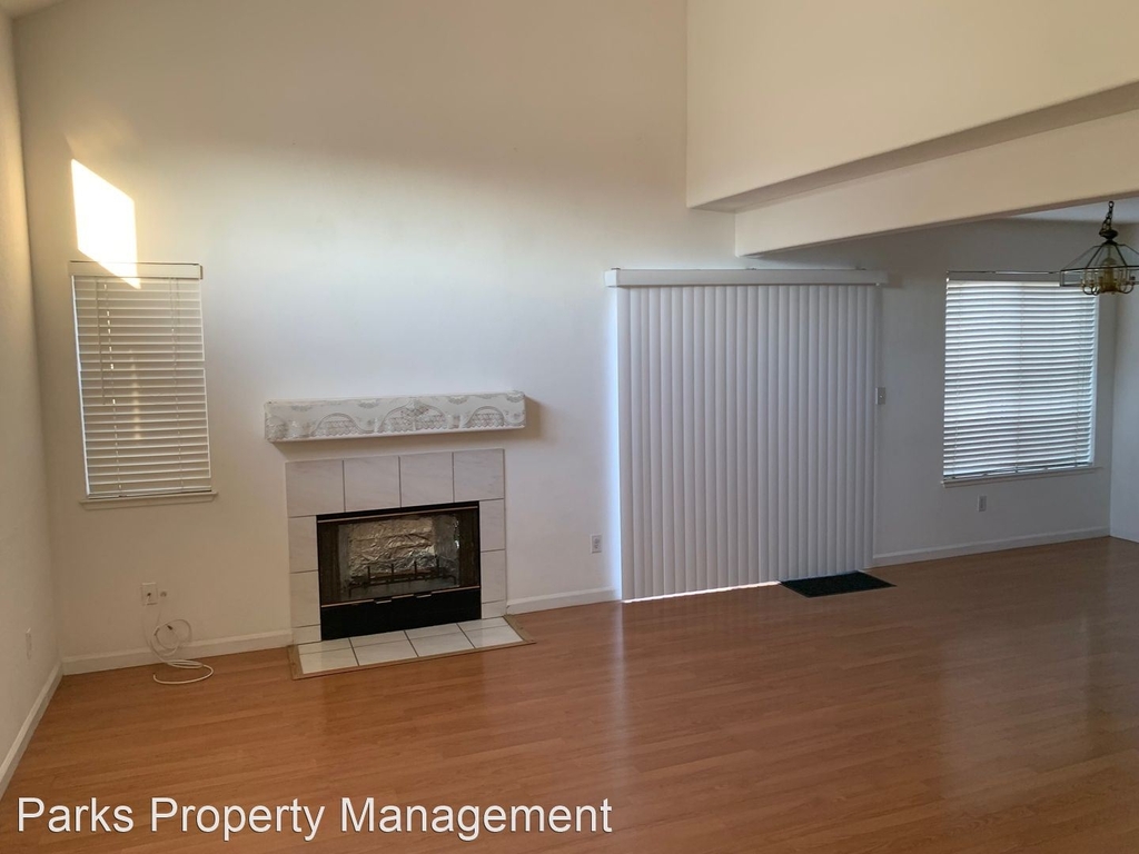 4631 Bayside Way - Photo 1