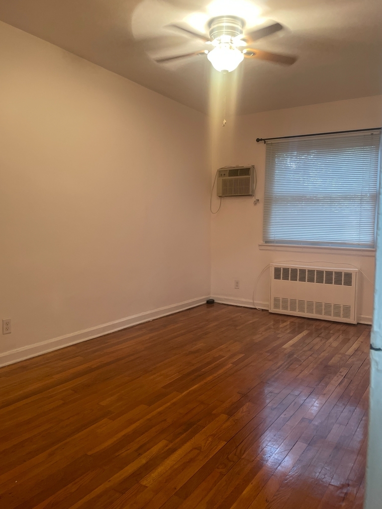 East 60th street, Brooklyn NY 11234 - Photo 4