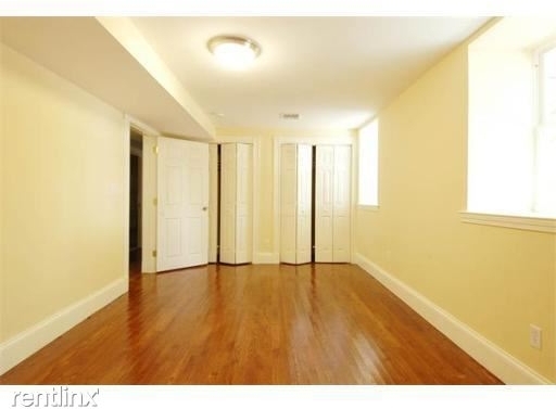 19 Parker Hill Ave Apt 1 - Photo 13