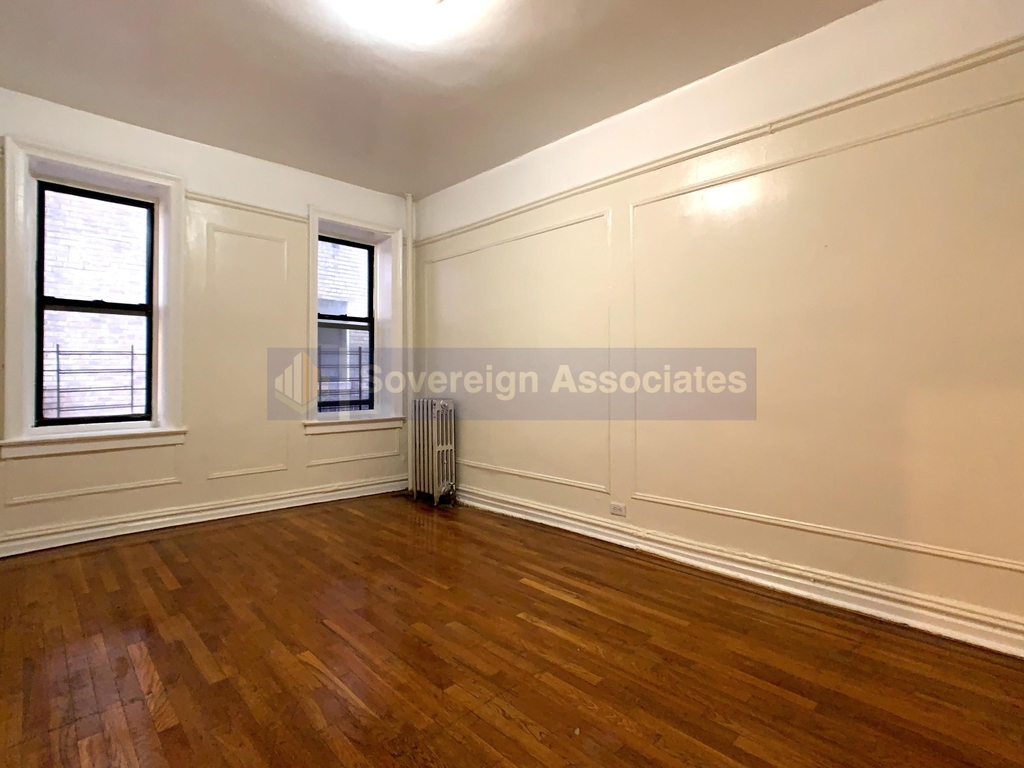 114-116 West 238th Street - Photo 4