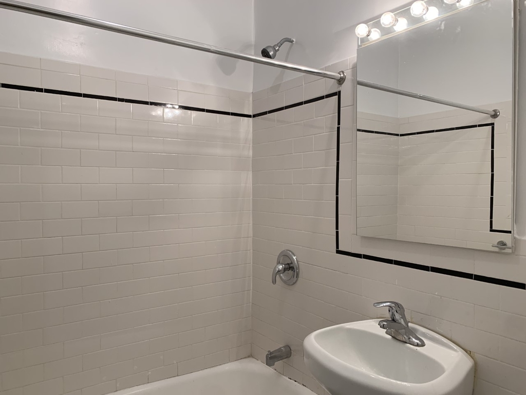 117 East 89th Street - Photo 5