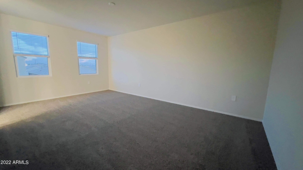 36611 W Santa Clara Avenue - Photo 21