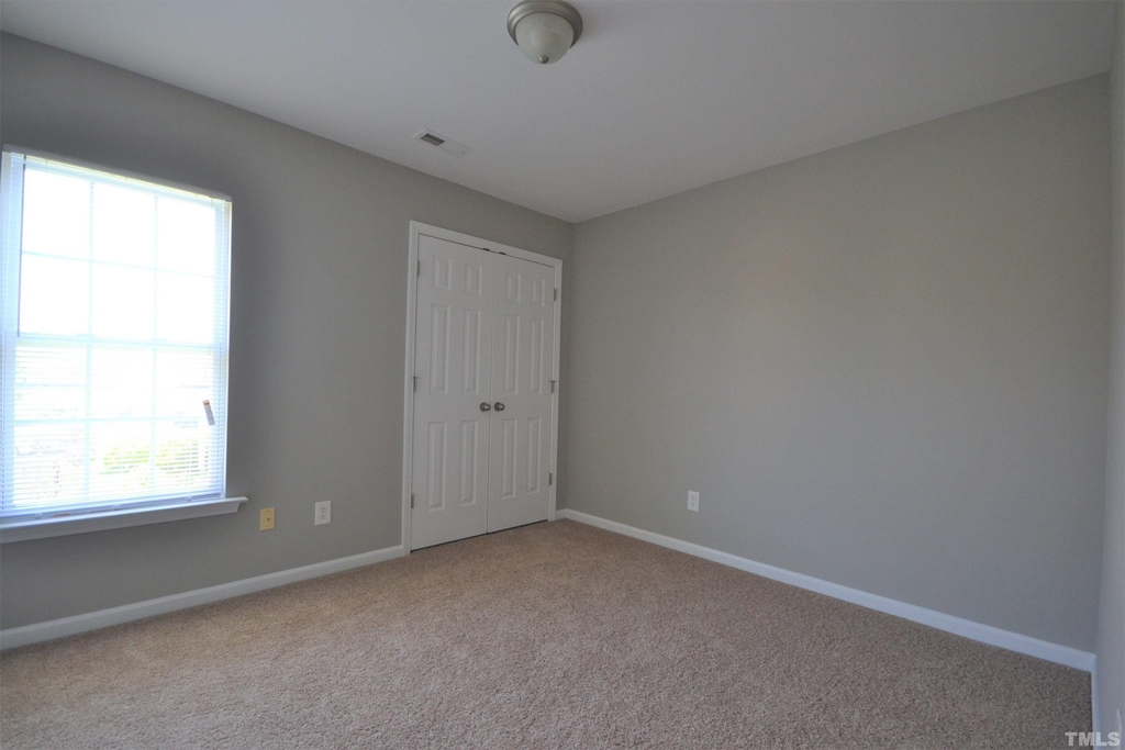 1425 Pleasant Garden Lane - Photo 11