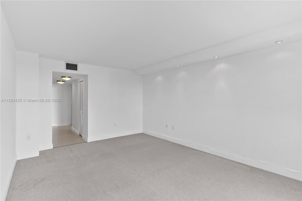 2333 Brickell Ave. - Photo 20