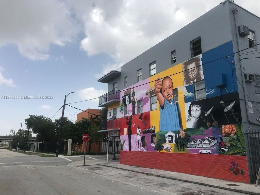 1117 Nw 3rd Ave - Photo 12