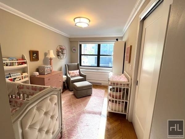 305 East 86th Street - Photo 0