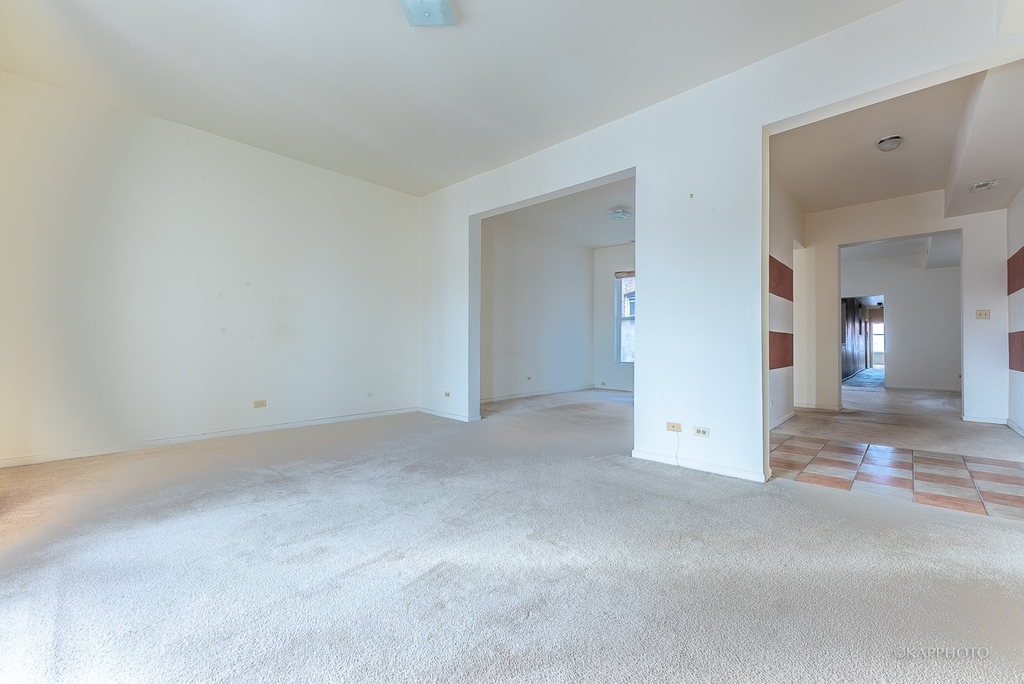 3814 S King Drive - Photo 4