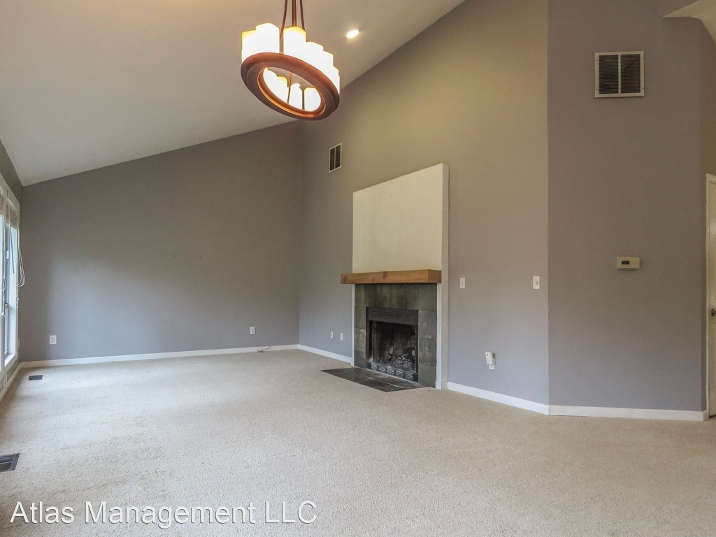 1118 Meadowview Ct - Photo 12