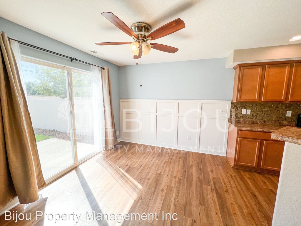 4247 Rosalie St - Photo 6