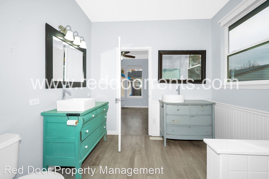 2441 N Alabama Street - Photo 2