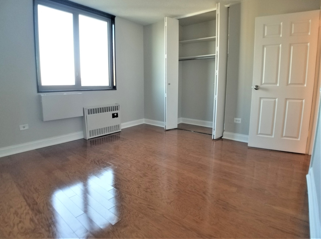 3333 Broadway - Photo 4