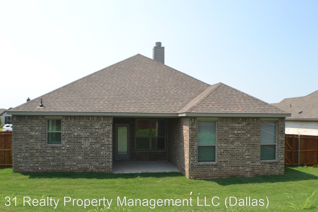 709 Buffalo Creek Drive - Photo 13