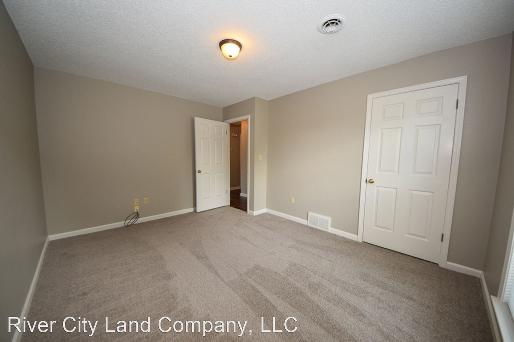 7463 Southwind Cove - Photo 18