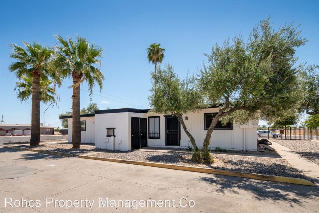 6740 W. Montebello Ave. - Photo 1