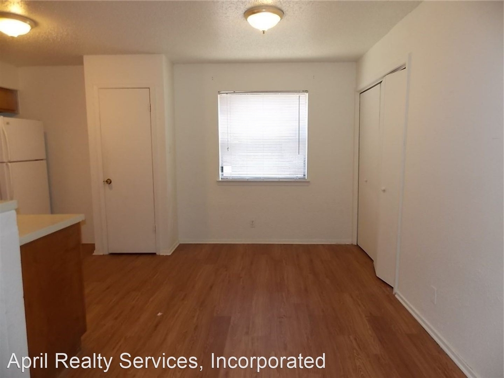 5501 Rose Hill Cir - Photo 2