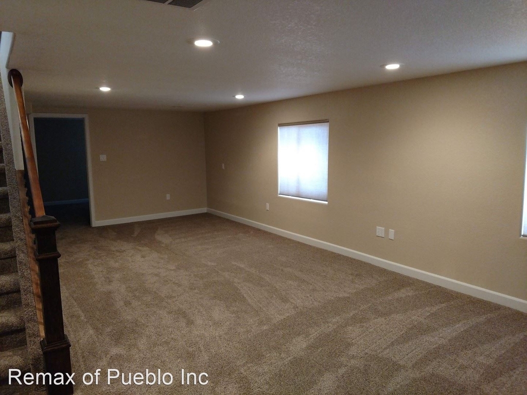 4408 Turnberry Crescent - Photo 26