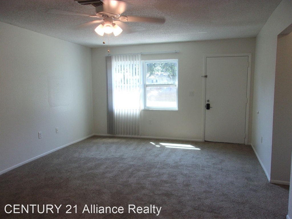 13403 Tyringham St. - Photo 10