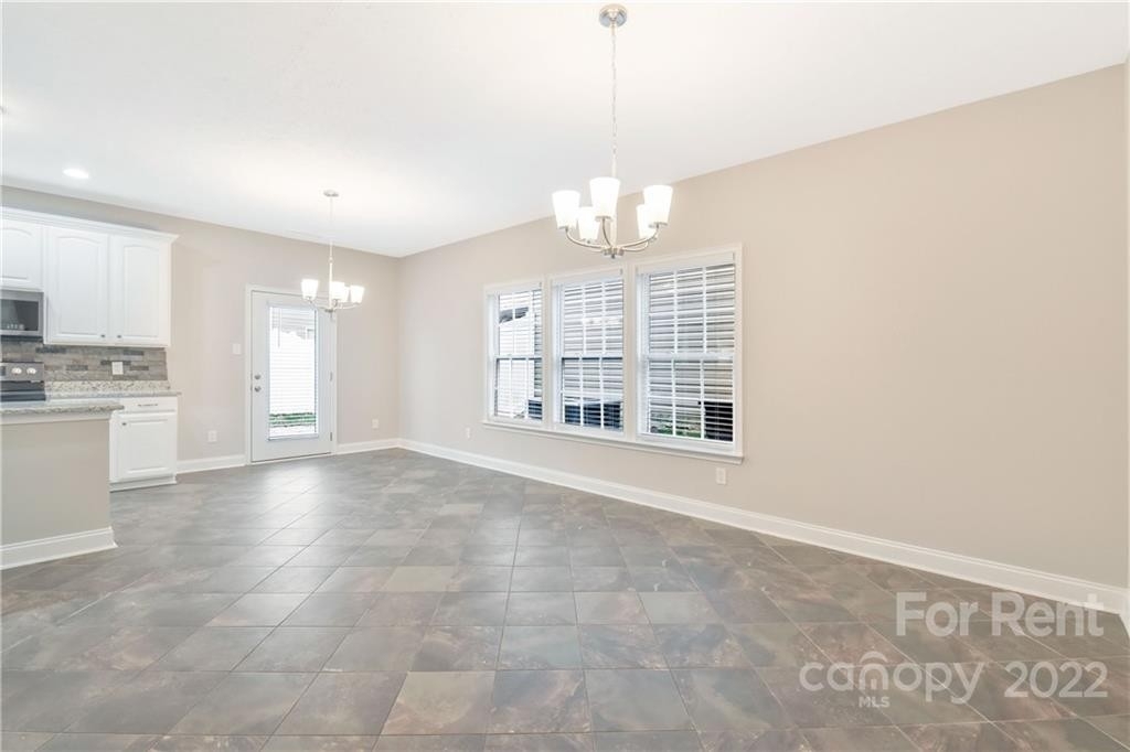 829 Chastain Avenue - Photo 11