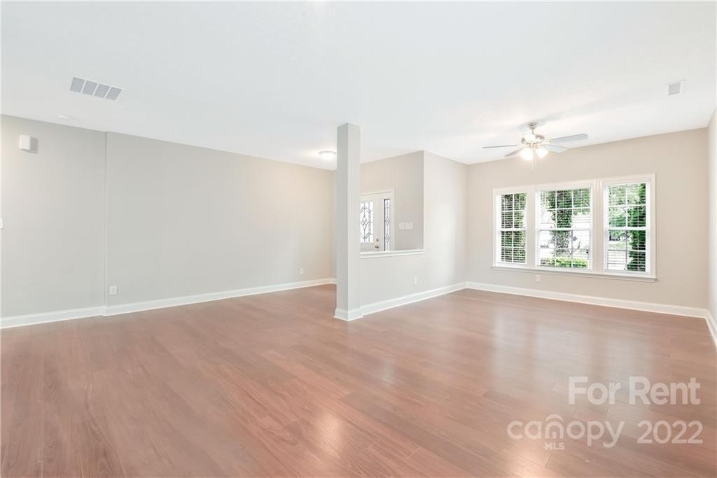 829 Chastain Avenue - Photo 4