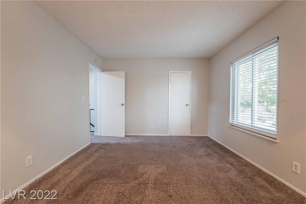 6001 Carmen Boulevard - Photo 14