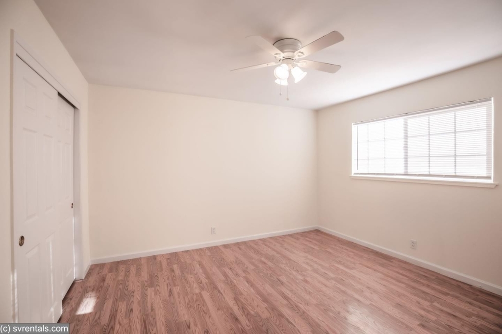 2250 Tomasina Ct 3 - Photo 6