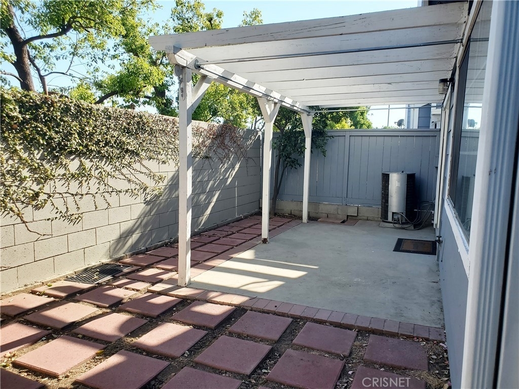14152 Foothill Boulevard - Photo 12